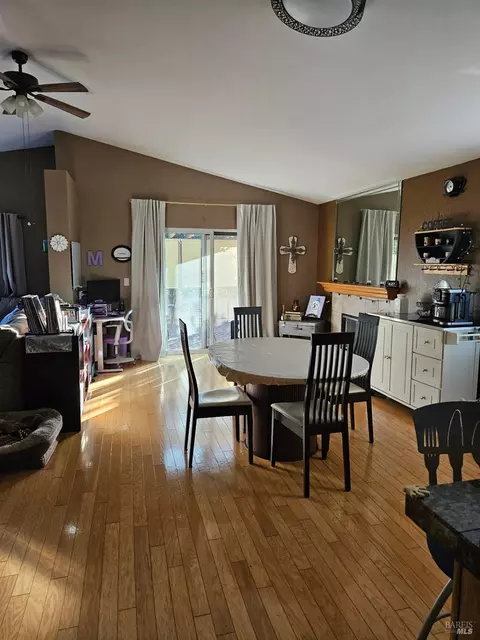 Dining - 919 Lighthouse Ct, Vallejo, CA 94590 photo 2 of 2