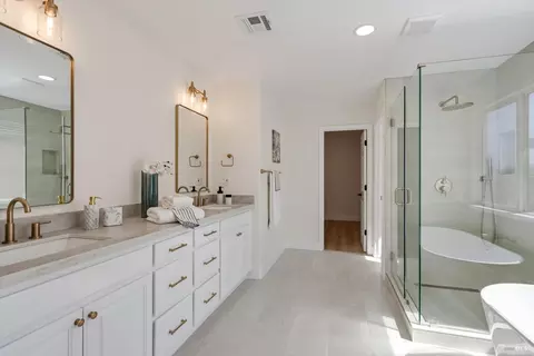 Bath - 129 Picasso Dr, Oakley, CA 94561 photo 1 of 2