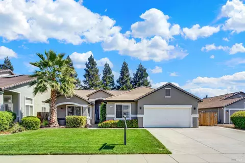 1520 Hannah Ct, Dixon, CA 95620