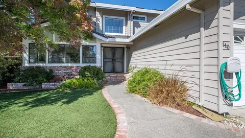 Exterior - 140 Shetland Ct, Vallejo, CA 94591 photo 8 of 30