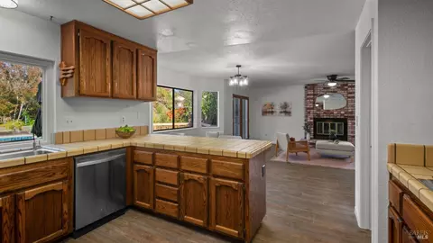 Kitchen - 140 Shetland Ct, Vallejo, CA 94591 photo 1 of 8