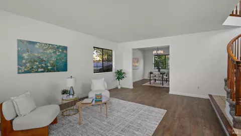 Living - 140 Shetland Ct, Vallejo, CA 94591 photo 2 of 10