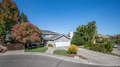 Exterior - 140 Shetland Ct, Vallejo, CA 94591 photo 5 of 30