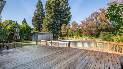 Exterior - 140 Shetland Ct, Vallejo, CA 94591 photo 9 of 30