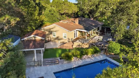50 Oakcrest Ct, Napa, CA 94558