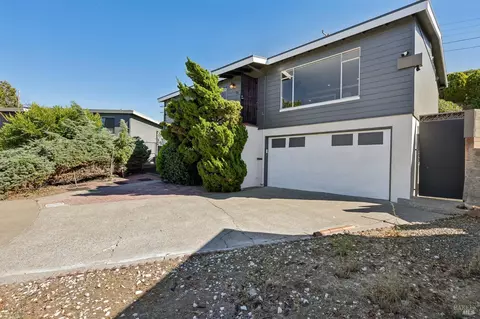 Other - 25 Sereno Pl, Vallejo, CA 94589 photo 1 of 7