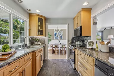 Kitchen - 25 Sereno Pl, Vallejo, CA 94589 photo 1 of 5