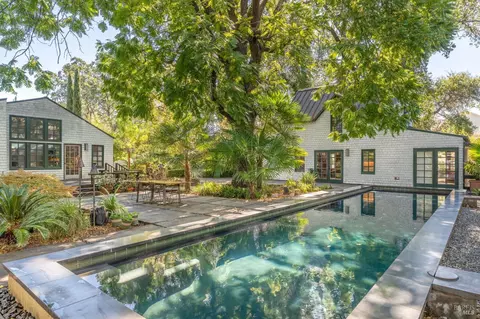 6641 6641a Yount St, Yountville, CA 94599