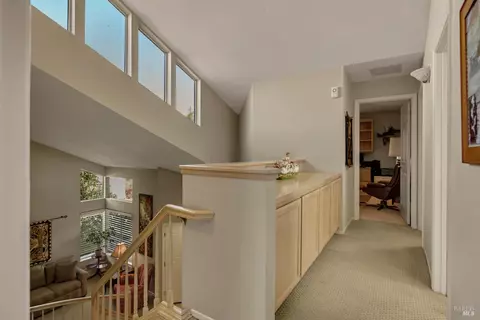 Entry Way - 413 Buena Tierra Ct, Windsor, CA 95492 photo 3 of 3