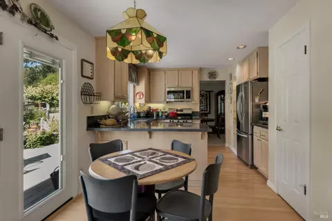 Other - 413 Buena Tierra Ct, Windsor, CA 95492 photo 3 of 9