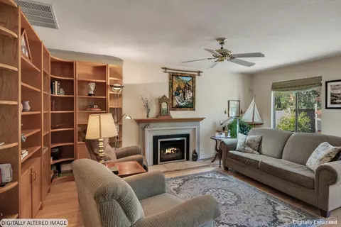 Living - 413 Buena Tierra Ct, Windsor, CA 95492 photo 1 of 2