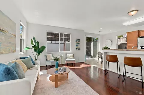 2345 Sophia Dr, Santa Rosa, CA 95403