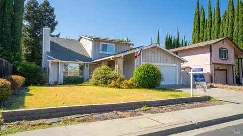 796 Tulare Dr, Vacaville, CA 95687
