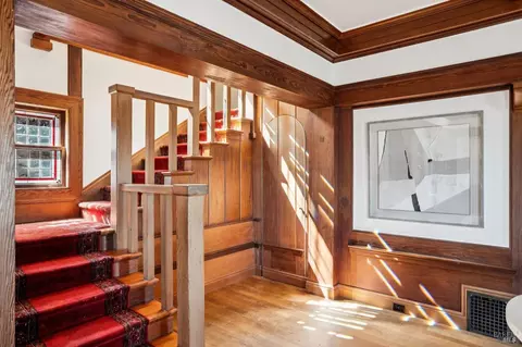 Entry Way - 47 Bulkley Ave, Sausalito, CA 94965 photo 2 of 3