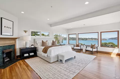 Bedroom - 47 Bulkley Ave, Sausalito, CA 94965 photo 1 of 9