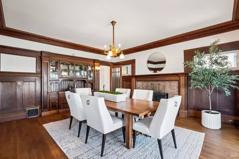 Dining - 47 Bulkley Ave, Sausalito, CA 94965 photo 4 of 7