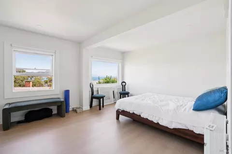 Bedroom - 47 Bulkley Ave, Sausalito, CA 94965 photo 9 of 9