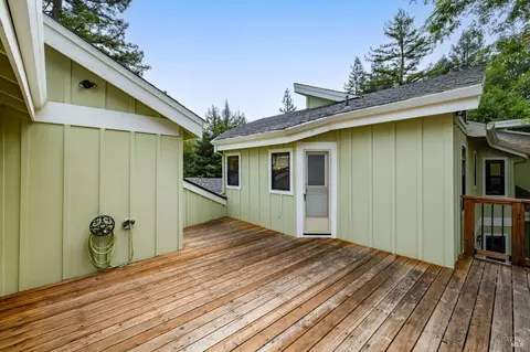 Exterior - 819 Jonive Rd, Sebastopol, CA 95472 photo 10 of 20