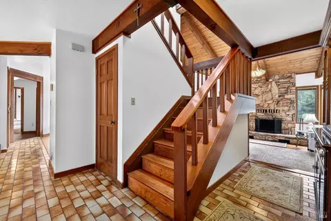 Entry Way - 819 Jonive Rd, Sebastopol, CA 95472 photo 1 of 5