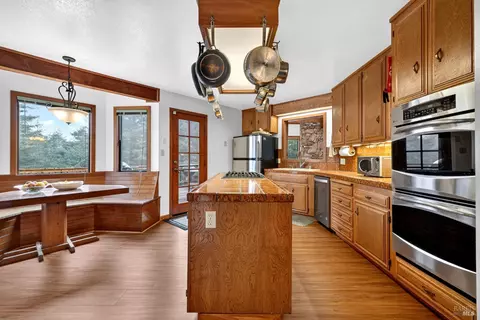 Kitchen - 819 Jonive Rd, Sebastopol, CA 95472 photo 1 of 4