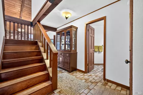Entry Way - 819 Jonive Rd, Sebastopol, CA 95472 photo 2 of 5