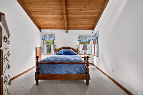 Bedroom - 819 Jonive Rd, Sebastopol, CA 95472 photo 1 of 8