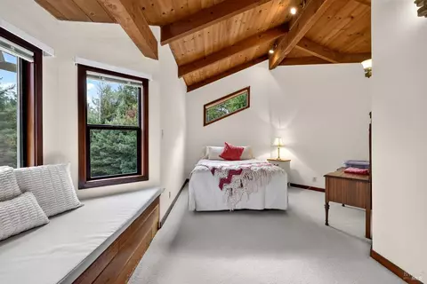 Bedroom - 819 Jonive Rd, Sebastopol, CA 95472 photo 7 of 8