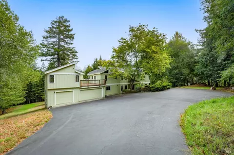 Exterior - 819 Jonive Rd, Sebastopol, CA 95472 photo 3 of 20