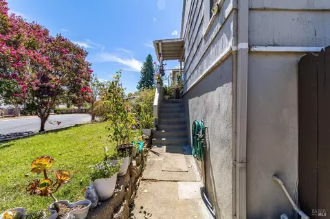 Exterior - 419 Annette Ave, Vallejo, CA 94591 photo 5 of 19