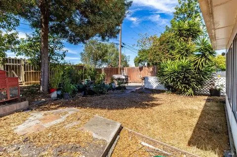 Exterior - 419 Annette Ave, Vallejo, CA 94591 photo 11 of 19