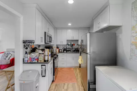 Kitchen - 419 Annette Ave, Vallejo, CA 94591 photo 3 of 3