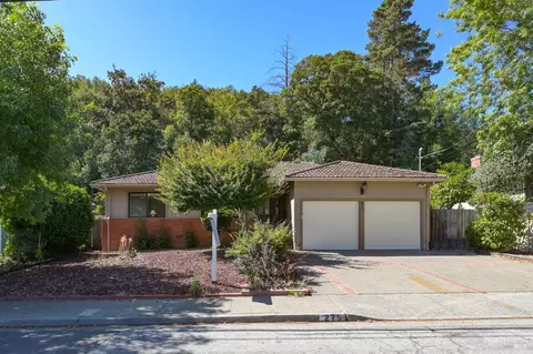 275 Oak Manor Dr, Fairfax, CA 94930