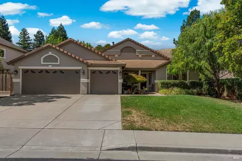 Exterior - 3585 Tassajara Ct, Fairfield, CA 94533 photo 2 of 8