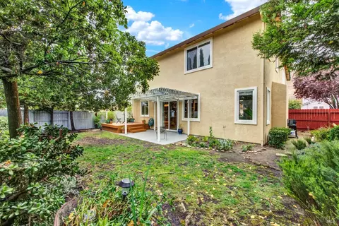 Exterior - 5827 Cabernet Dr, Vallejo, CA 94591 photo 24 of 31