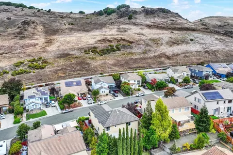 View/Area - 5827 Cabernet Dr, Vallejo, CA 94591 photo 8 of 11