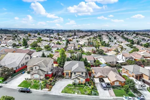 View/Area - 5827 Cabernet Dr, Vallejo, CA 94591 photo 1 of 11