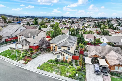 View/Area - 5827 Cabernet Dr, Vallejo, CA 94591 photo 2 of 11