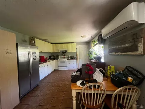 Kitchen - 1700 Ca-20 Hwy, Willits, CA 95490 photo 1 of 1
