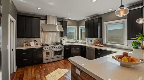 Kitchen - 255 Richards Blvd, Sonoma, CA 95476 photo 2 of 5