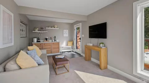 Living - 255 Richards Blvd, Sonoma, CA 95476 photo 6 of 6