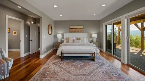 Bedroom - 255 Richards Blvd, Sonoma, CA 95476 photo 2 of 8
