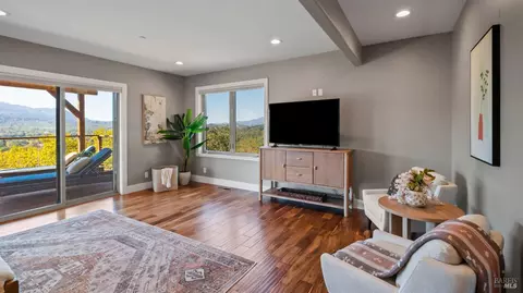 Living - 255 Richards Blvd, Sonoma, CA 95476 photo 5 of 6