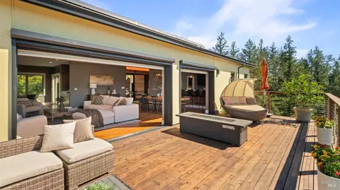 Exterior - 255 Richards Blvd, Sonoma, CA 95476 photo 9 of 30