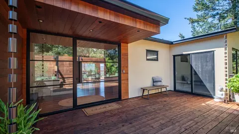 Exterior - 255 Richards Blvd, Sonoma, CA 95476 photo 4 of 30