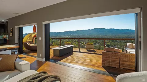 Exterior - 255 Richards Blvd, Sonoma, CA 95476 photo 5 of 30