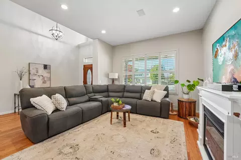 Living - 316 Dominic Ct, Windsor, CA 95492 photo 1 of 1