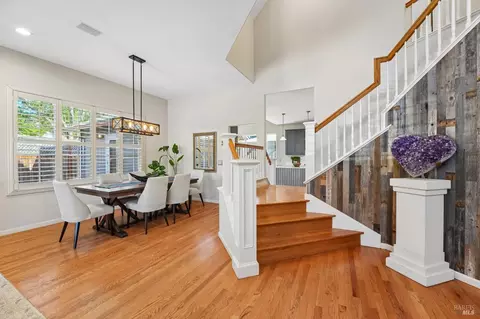 Dining - 316 Dominic Ct, Windsor, CA 95492 photo 2 of 2