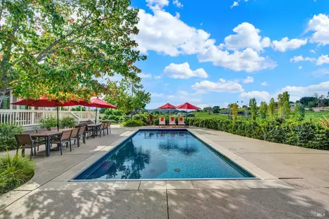 Exterior - 1597 Estee Ave, Napa, CA 94558 photo 7 of 15