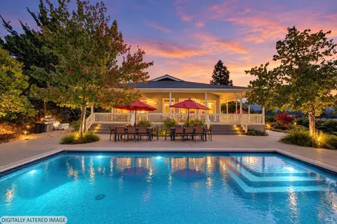 Exterior - 1597 Estee Ave, Napa, CA 94558 photo 15 of 15