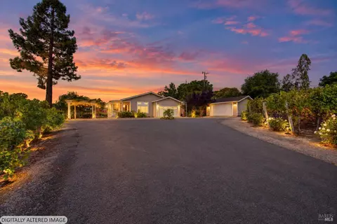Exterior - 1597 Estee Ave, Napa, CA 94558 photo 12 of 15
